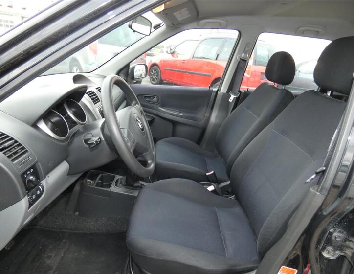 Suzuki Ignis 8