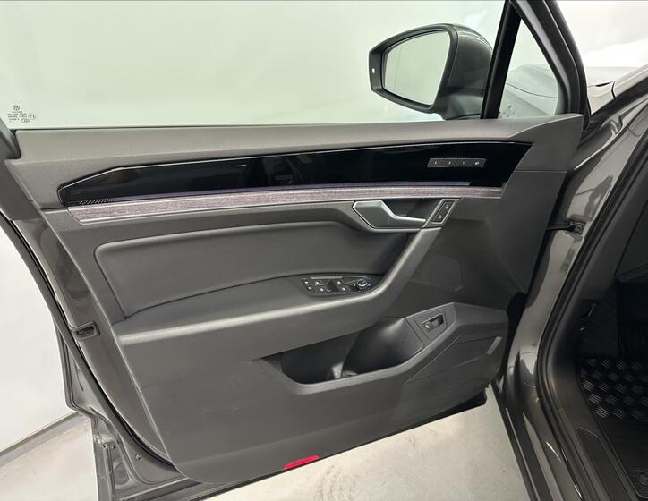 Volkswagen Touareg 26