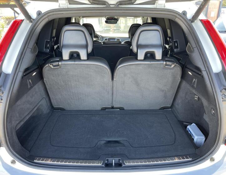 Volvo XC90 70