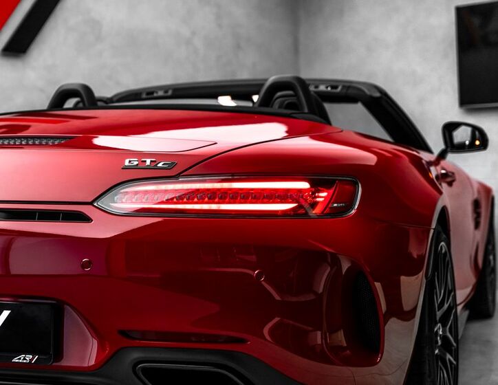 Mercedes-Benz AMG GT 12