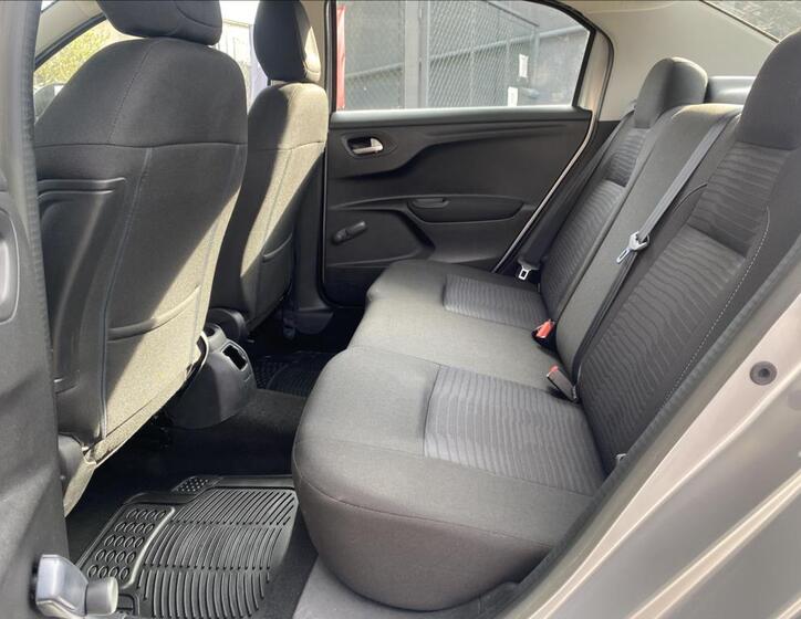 Peugeot 301 36