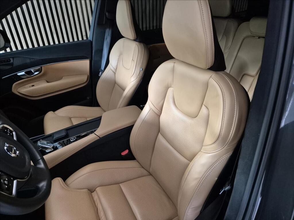 Volvo XC90 14