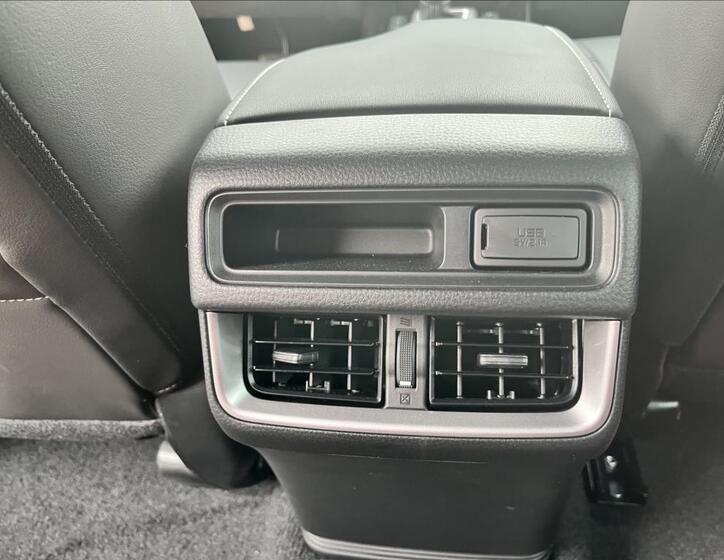 Isuzu D-Max 13
