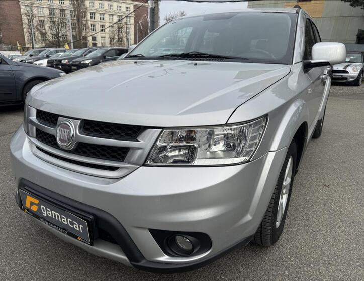 Fiat Freemont 2