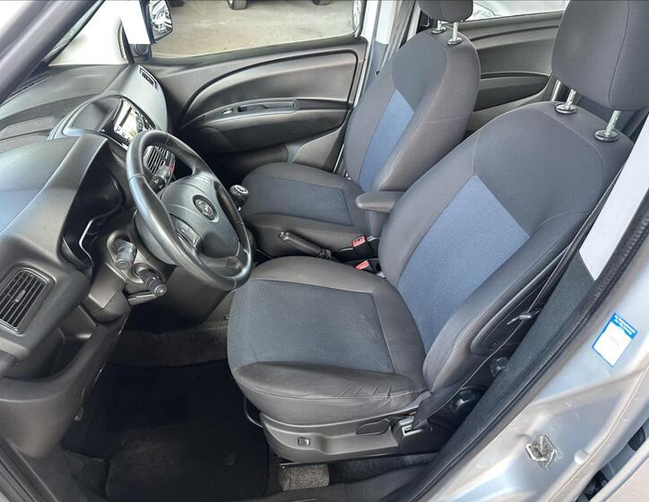 Opel Combo 11