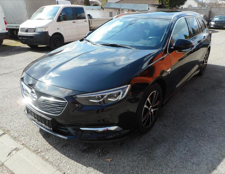 Opel Insignia 1