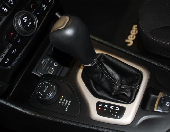 Jeep Cherokee 40