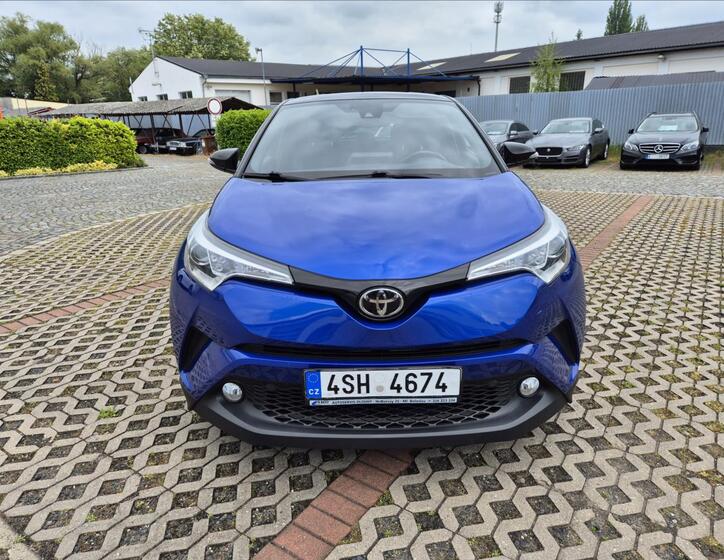 Toyota C-HR 6