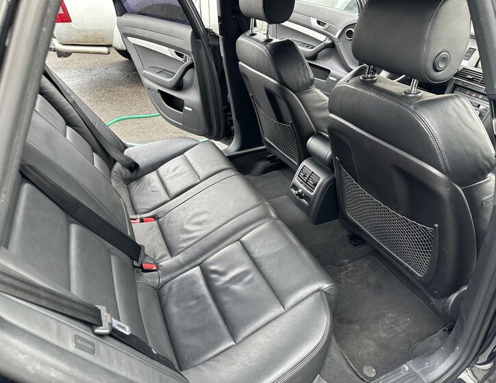Audi A6 12