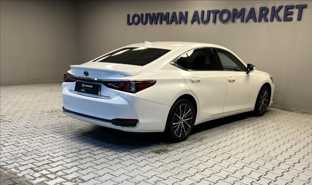Lexus ES 300h