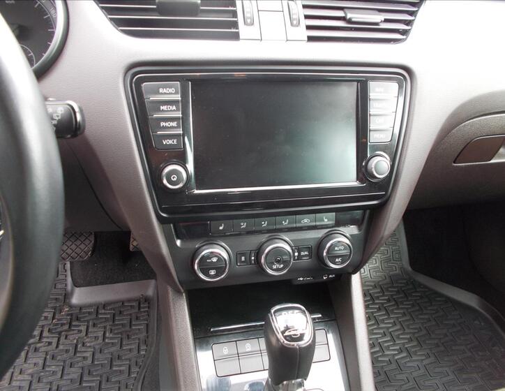 Škoda Octavia 22