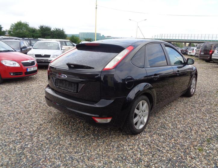 Ford Focus 5