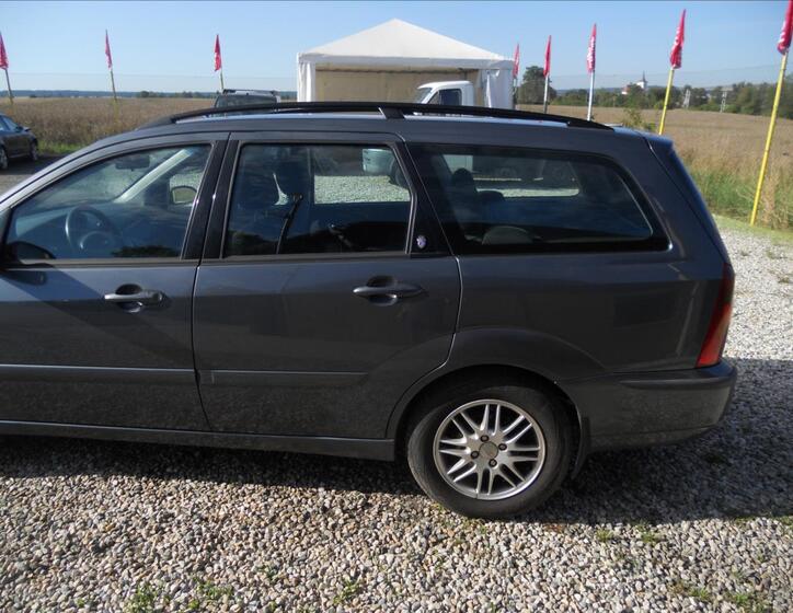 Ford Focus 9