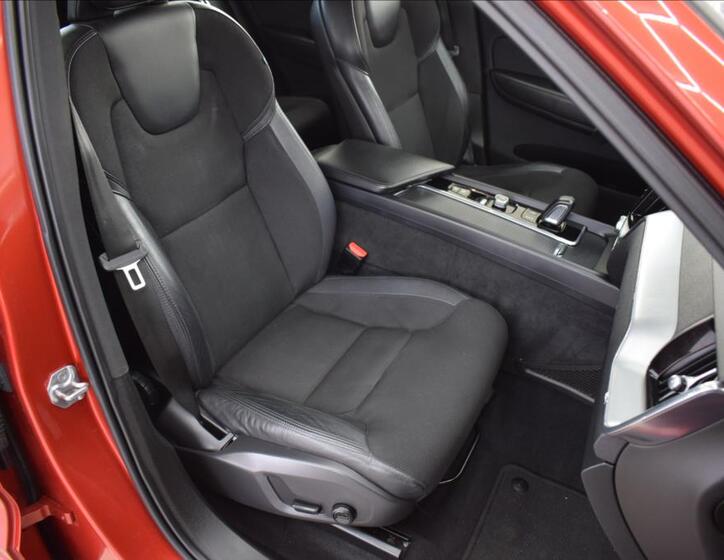 Volvo XC60 17
