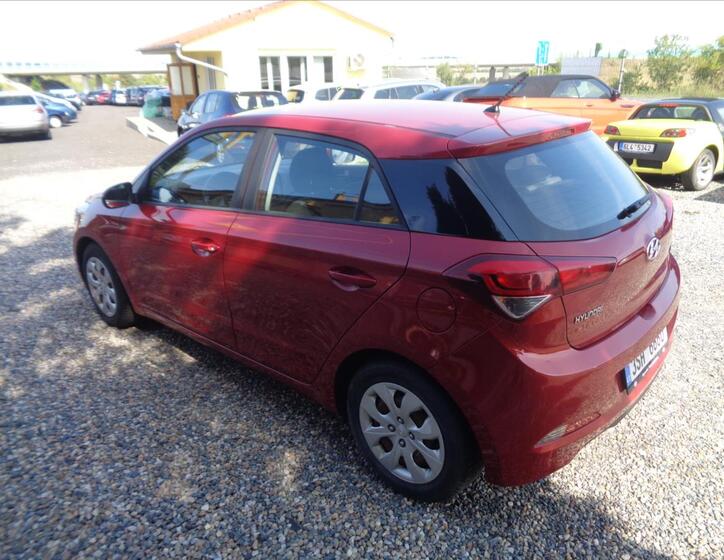 Hyundai i20 5