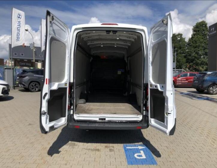 Ford Transit 11