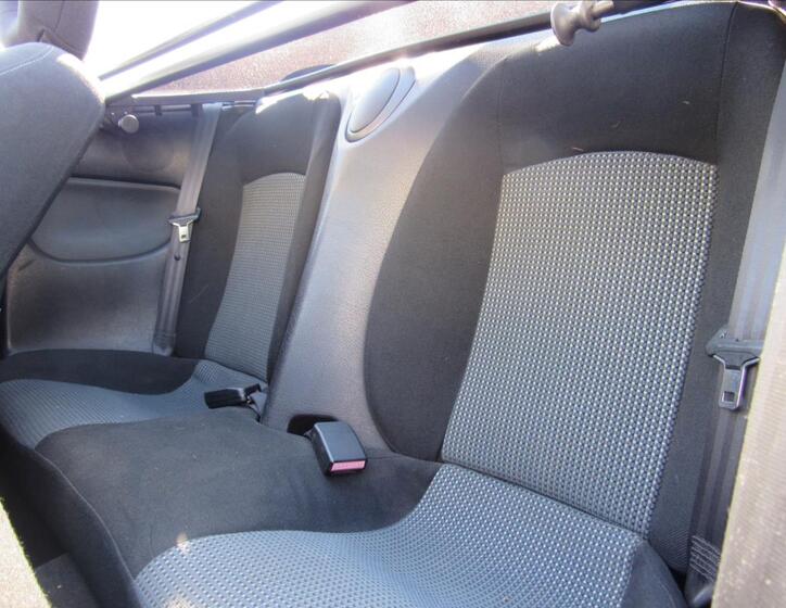 Peugeot 206 16