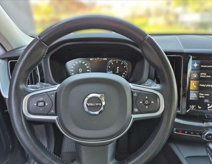 Volvo XC60 8