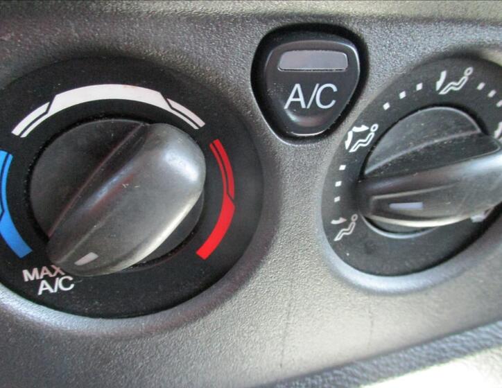 Ford Transit 18