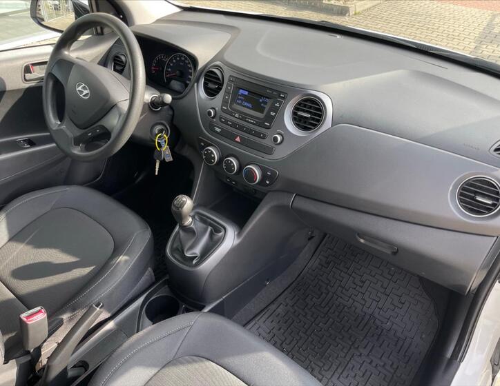 Hyundai i10 7