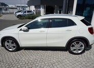 Mercedes-Benz GLA 7