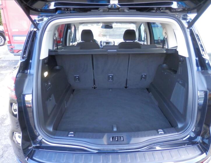 Ford S-MAX 21