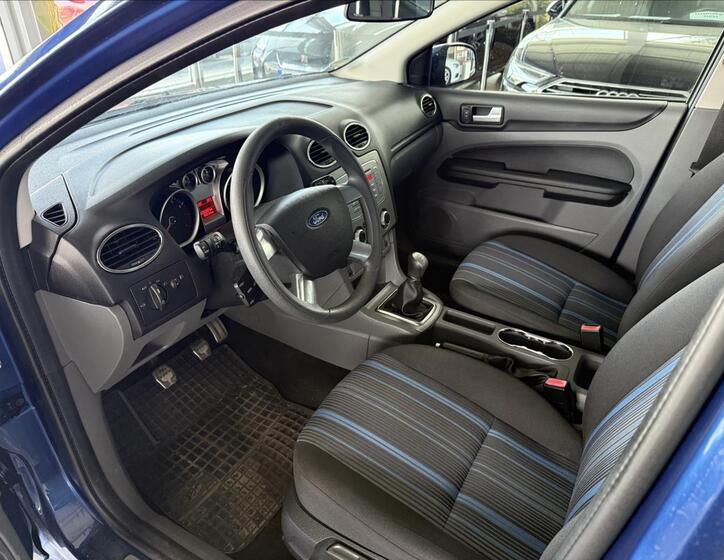 Ford Focus 7