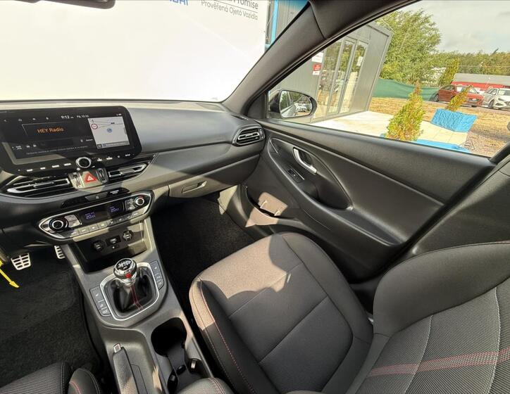 Hyundai i30 8