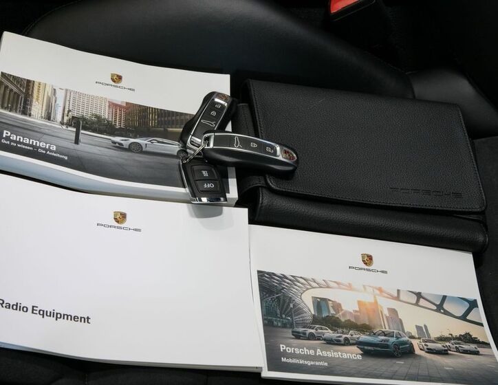 Porsche Panamera 49