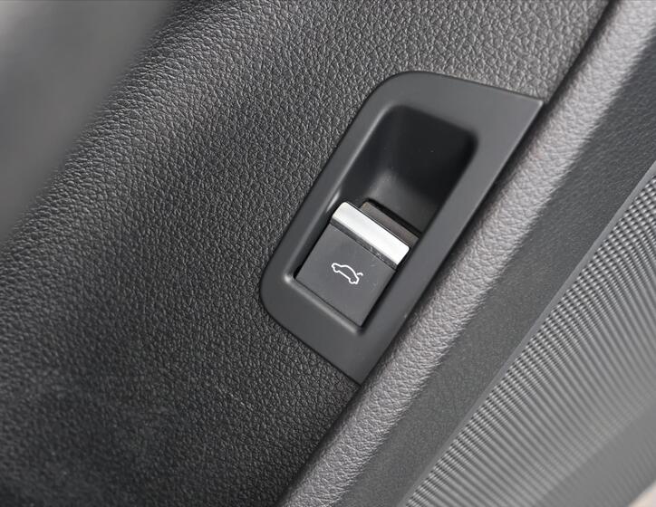 Audi SQ7 21