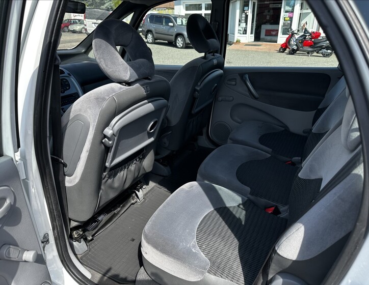 Citroën Xsara Picasso 12