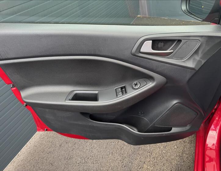 Hyundai i20 21