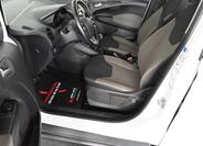 Ford Tourneo Courier 9