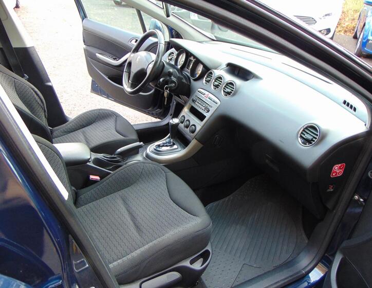 Peugeot 308 14