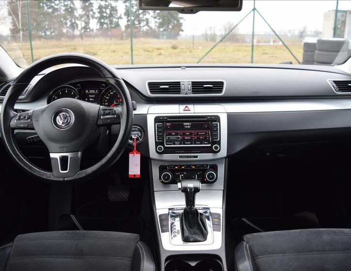 Volkswagen Passat 24