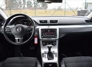 Volkswagen Passat 24