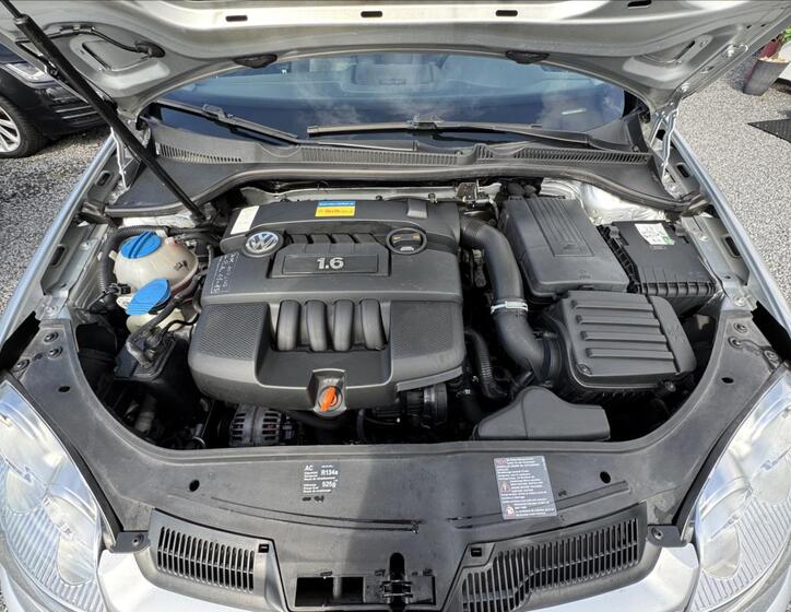 Volkswagen Golf 28