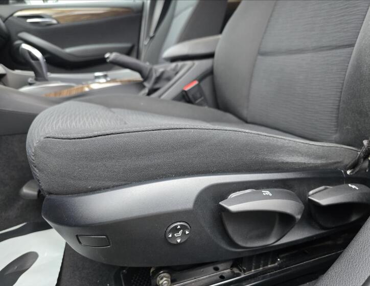 BMW X1 16