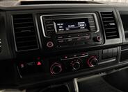 Volkswagen Transporter 21