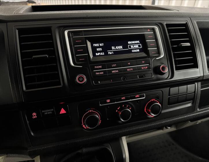 Volkswagen Transporter 21