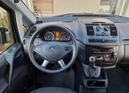 Mercedes-Benz Vito 12