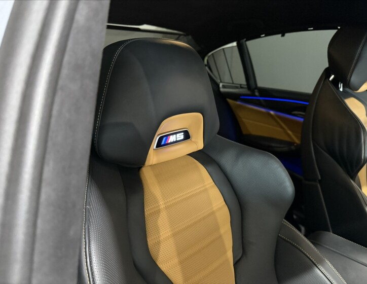 BMW M5 26