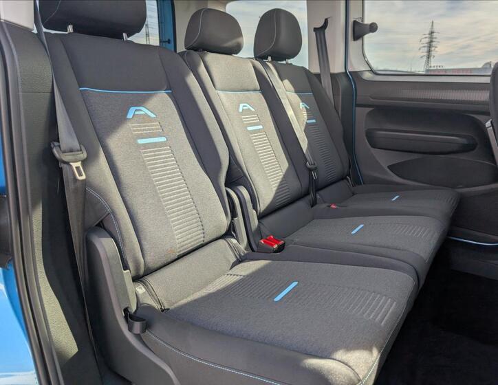 Ford Tourneo Connect 11