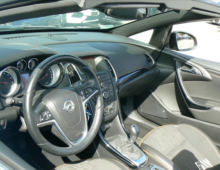 Opel Cascada 20