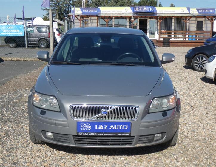 Volvo V50 2