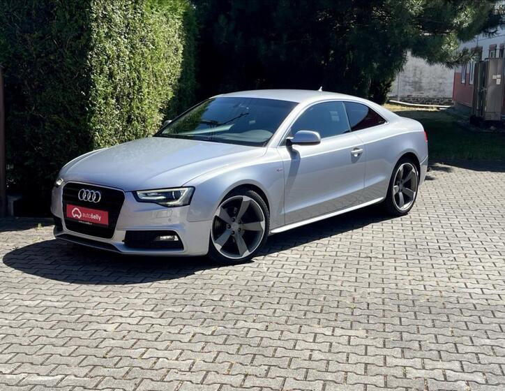 Audi A5 1