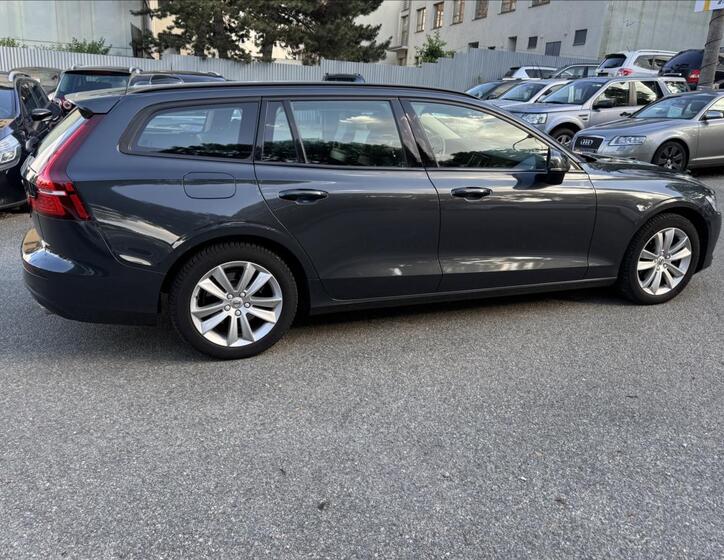 Volvo V60 10
