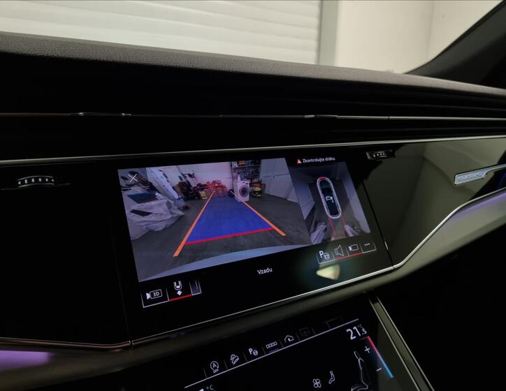 Audi SQ8 43