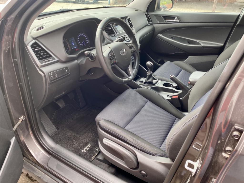 Hyundai Tucson 12