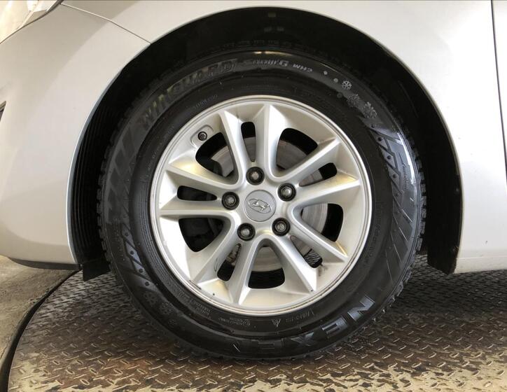 Hyundai i30 28